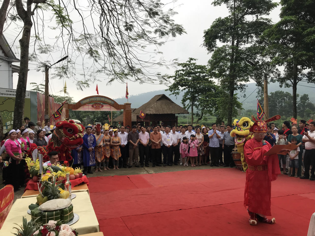 Cồng chiêng dân tộc Dao, Mường vang vọng ngày Giỗ Tổ Hùng Vương