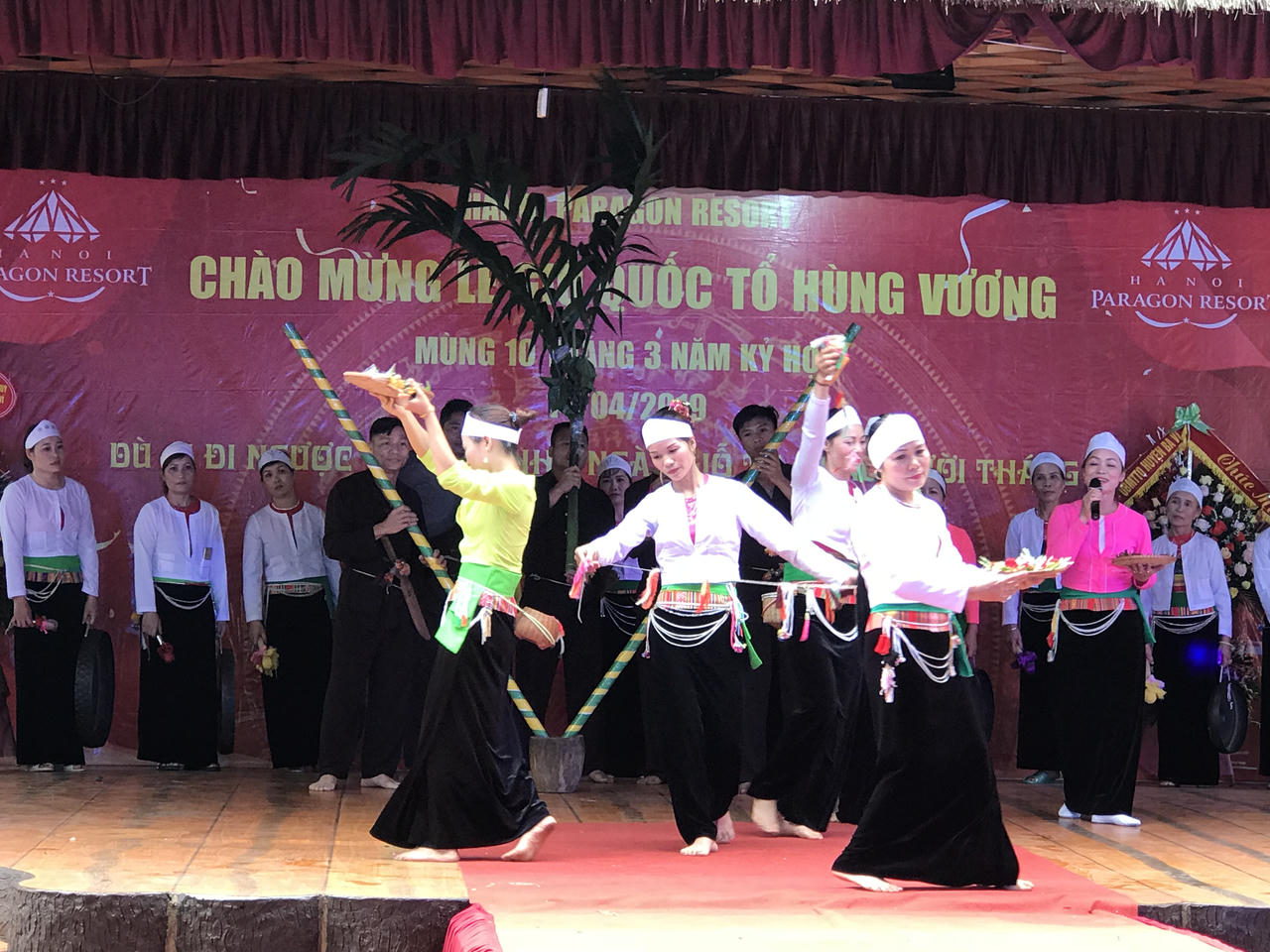 Cồng chiêng dân tộc Dao, Mường vang vọng ngày Giỗ Tổ Hùng Vương