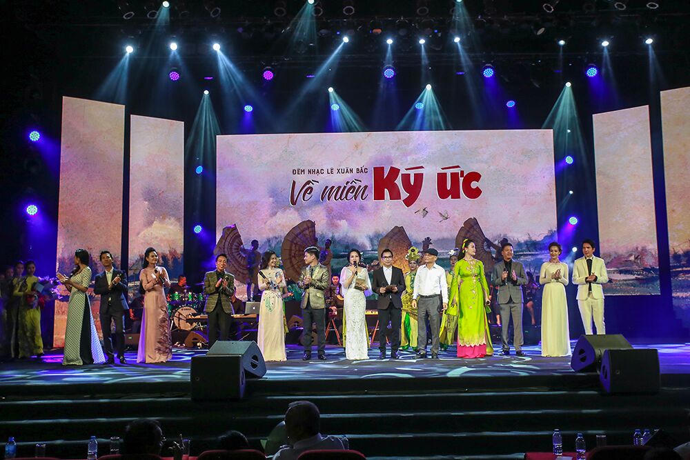 Khắc khoải 'Về miền ký ức'