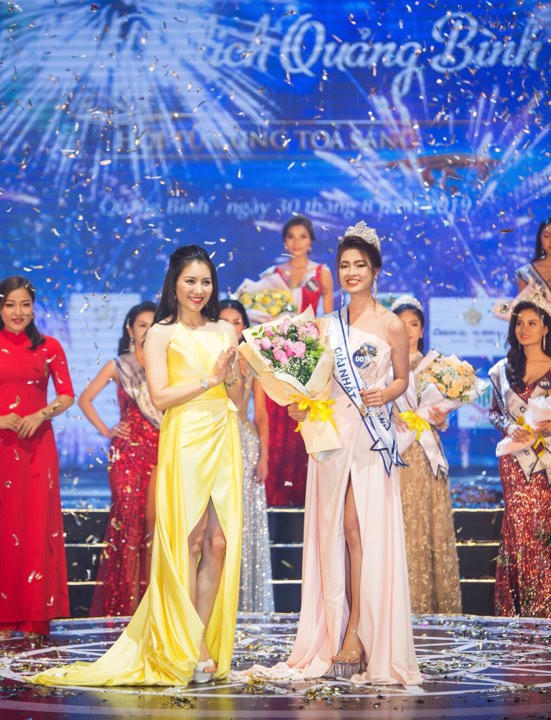 Trần Ngọc Huyền đăng quang Người đẹp Du lịch Quảng Bình 2019