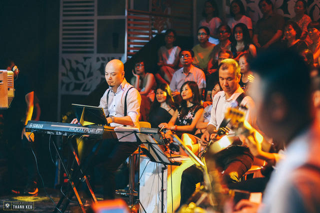 Quán thanh xuân tháng 9: Xúc động hồi ức về hai đầu nỗi nhớ