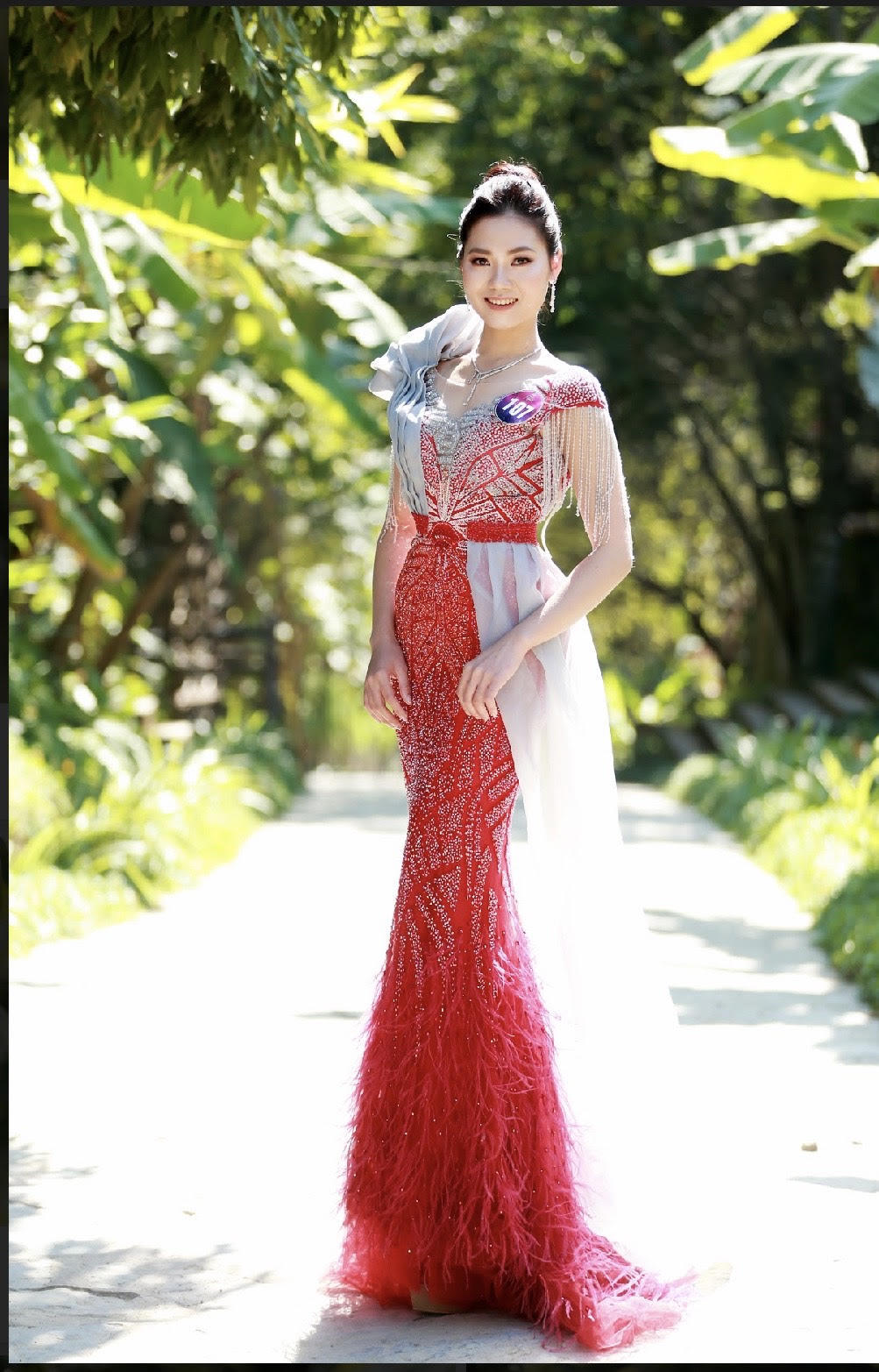 25 “nàng Mây” khoe vẻ đẹp căng tràn giữ núi rừng Tây Bắc