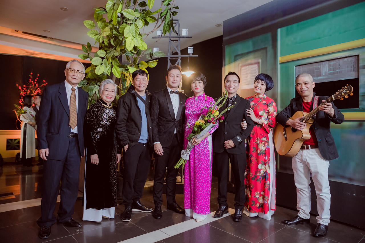 Các nghệ sĩ nổi tiếng hoài niệm Tết xưa tại “Hội Quán thanh xuân”