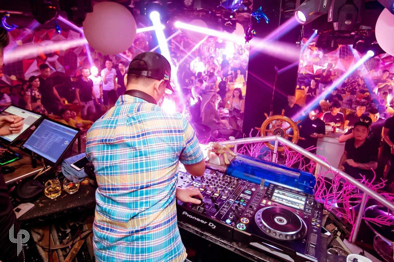 Gameshow tìm kiếm tài năng DJ đầu tiên trên truyền hình