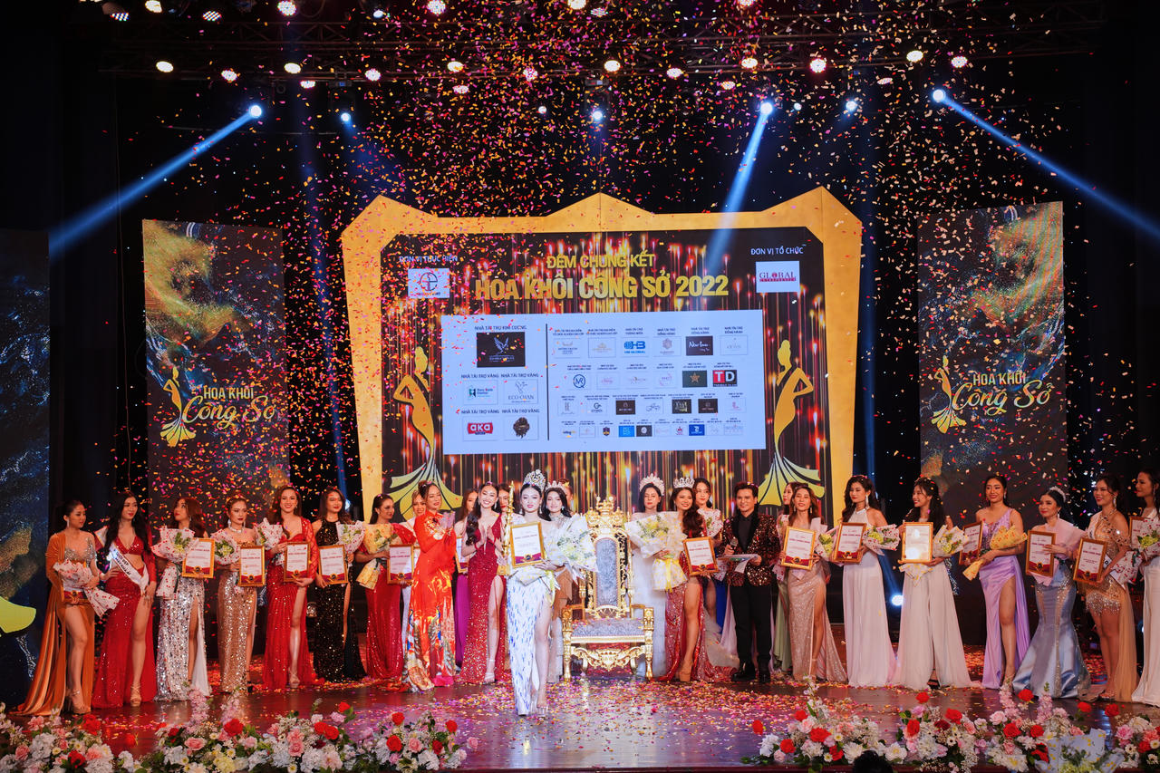 Ninh Diên Linh đăng quang “Hoa khôi công sở 2022”