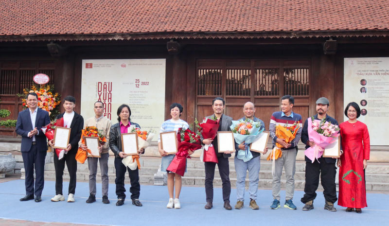 Triển lãm "Dấu xưa văn hiến" - chung niềm đam mê di sản