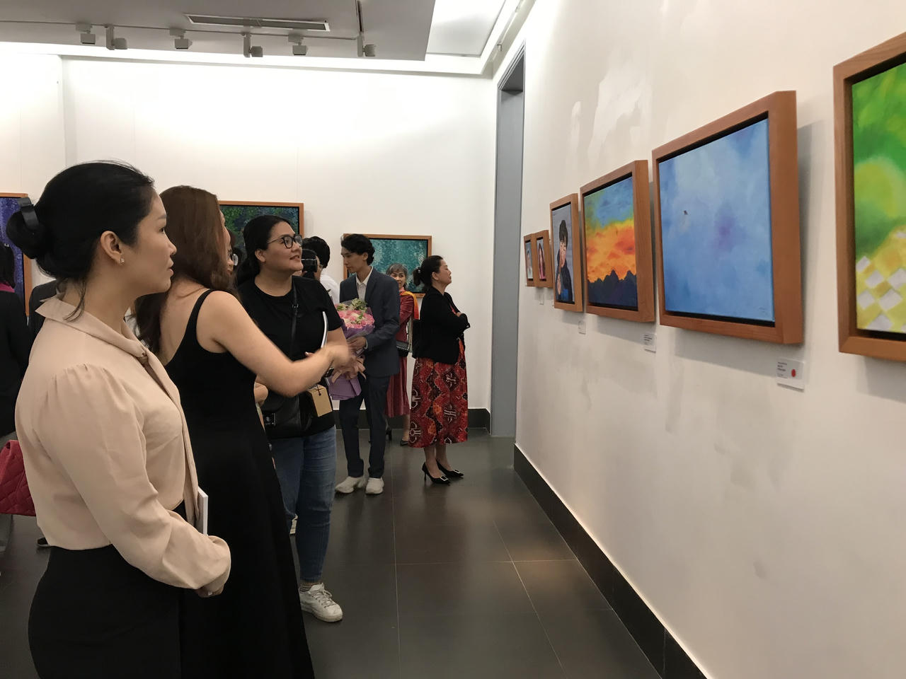 Thưởng lãm 36 tác phẩm về gia đình và ký ức tại “HOME”