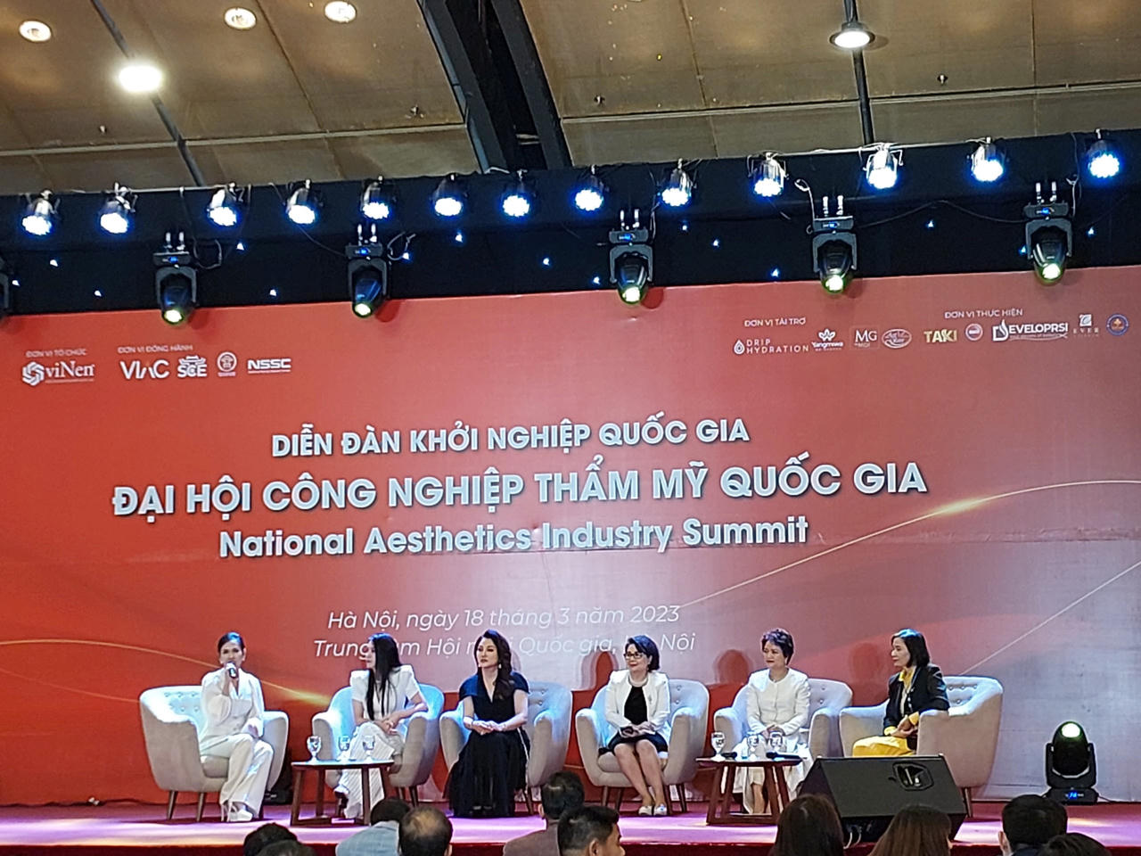 Thúc đẩy ngành công nghiệp thẩm mỹ ở Việt Nam phát triển 