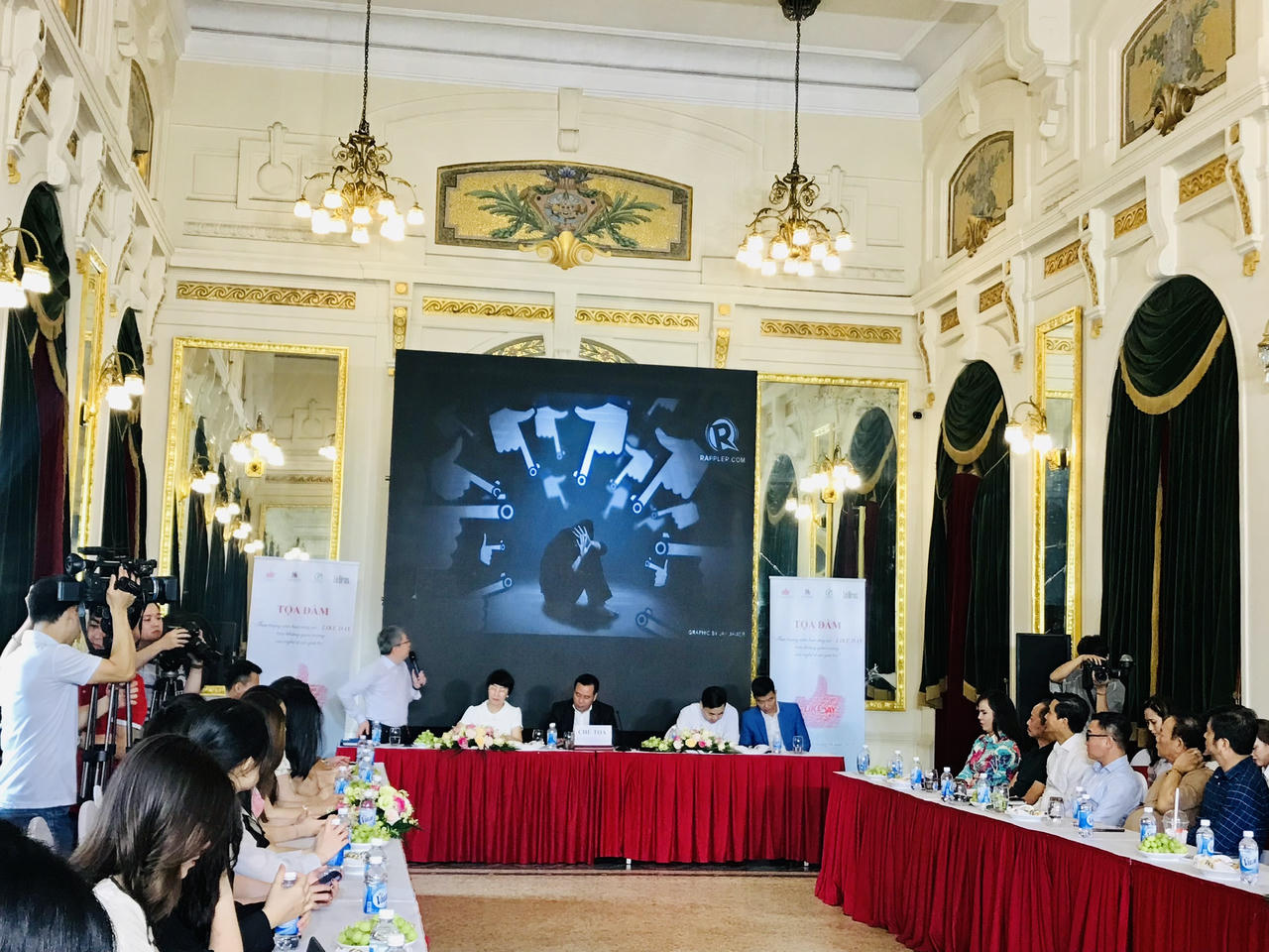 “Siết lại” ứng xử trên mạng của nghệ sĩ