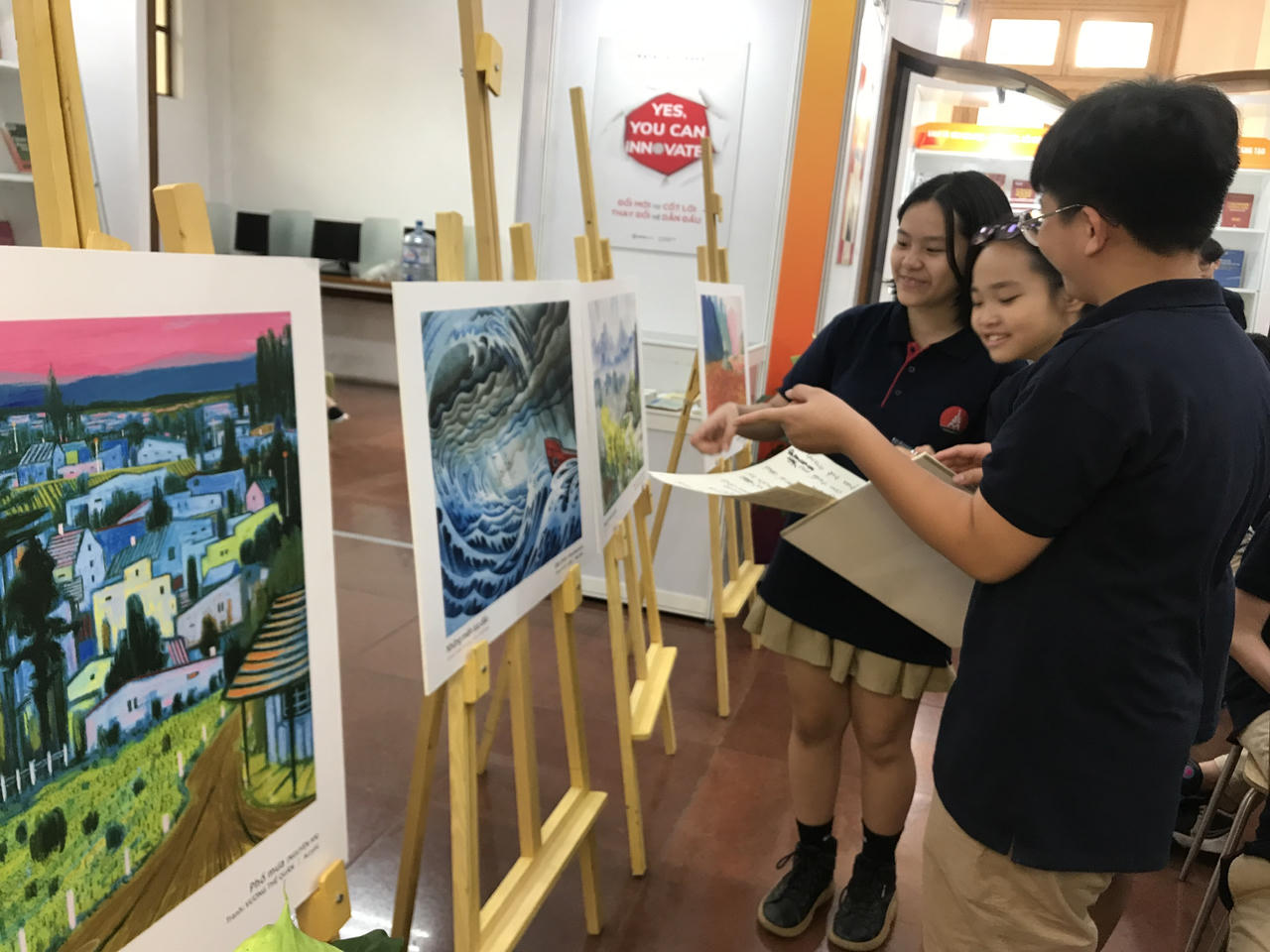 Chu du qua "Những miền lưu dấu - Cảnh Việt trong văn chương"