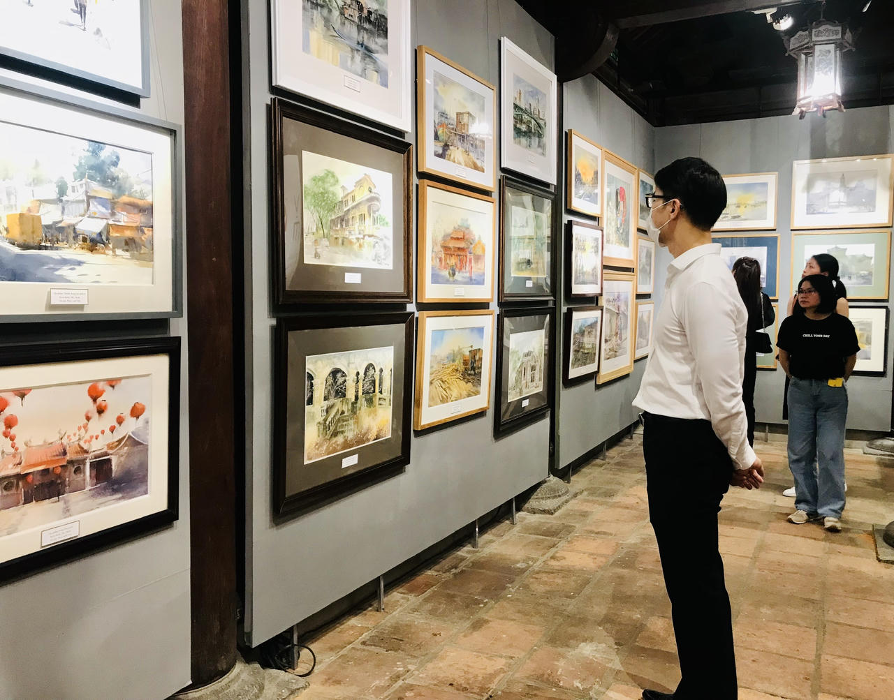 Trưng bày hơn 100 tác phẩm tranh màu nước của các hoạ sĩ phương Nam