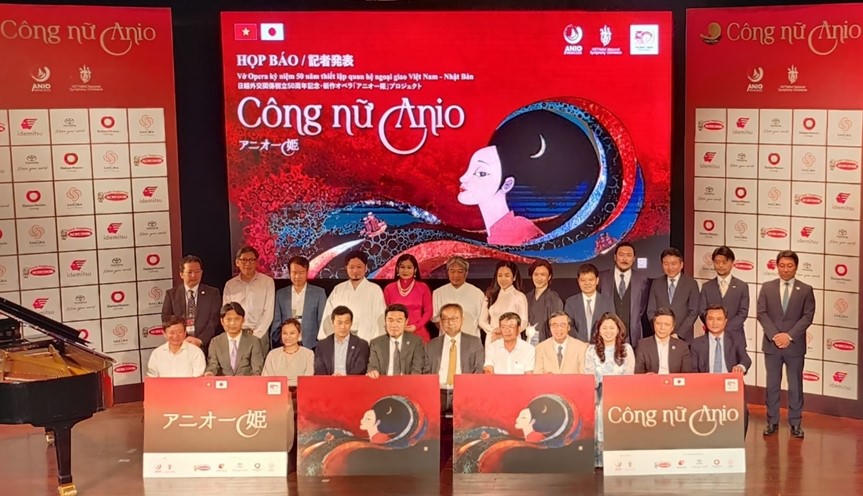 Hai nghệ sĩ Nhật sẽ hát tiếng Việt trong vở opera "Công nữ Anio"