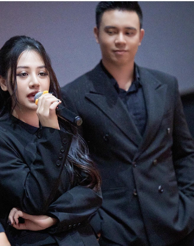 Đông Hùng vượt qua biến cố sau 10 năm gánh nợ thay mẹ