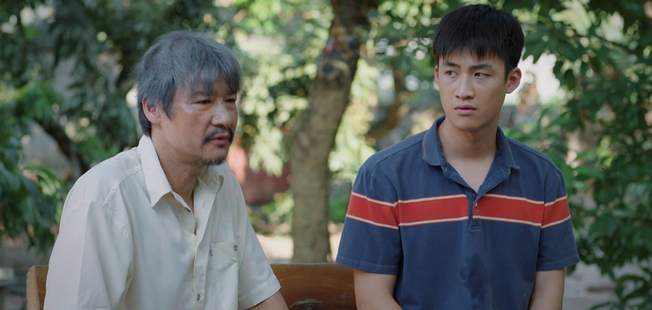 NSƯT Võ Hoài Nam vào vai người cha khắc khổ, hết lòng yêu thương các con