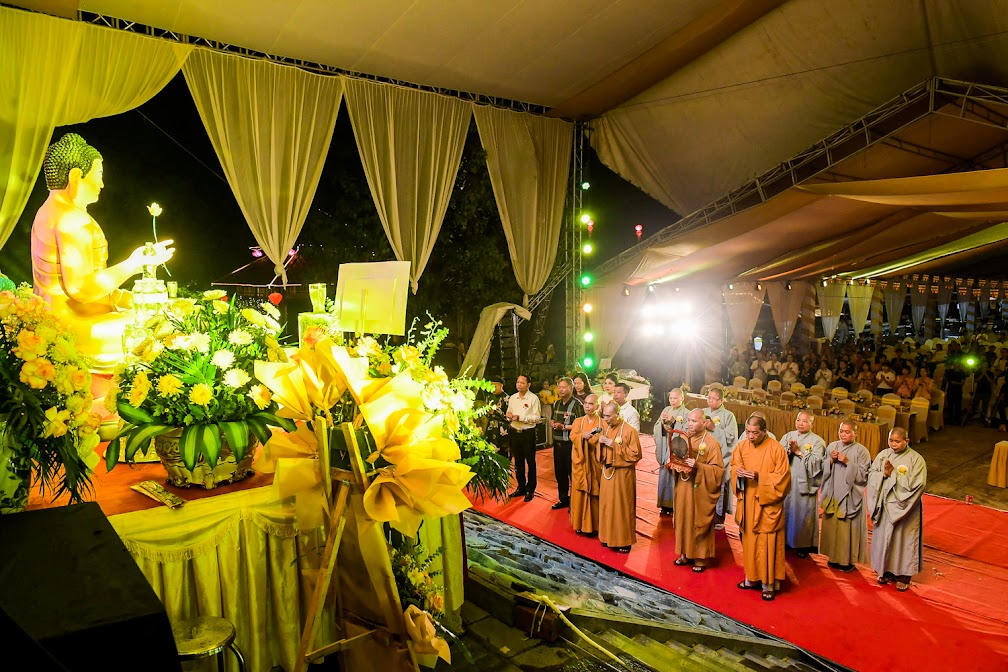 Hàng nghìn tăng ni sinh, Phật tử tham gia đại lễ Vu lan báo hiếu