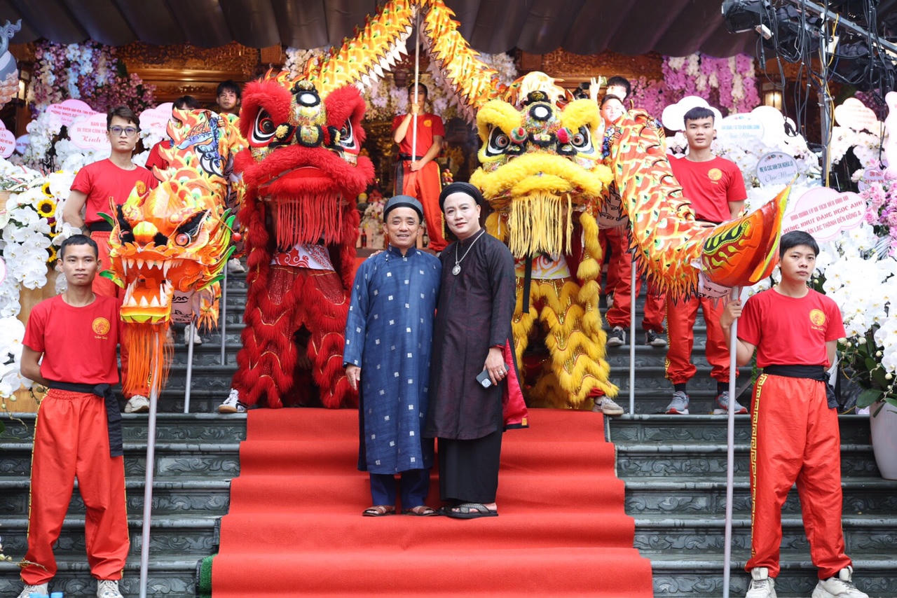 Nghệ nhân ưu tú Đặng Ngọc Anh góp phần bảo tồn tín ngưỡng thờ Đức Thánh Trần