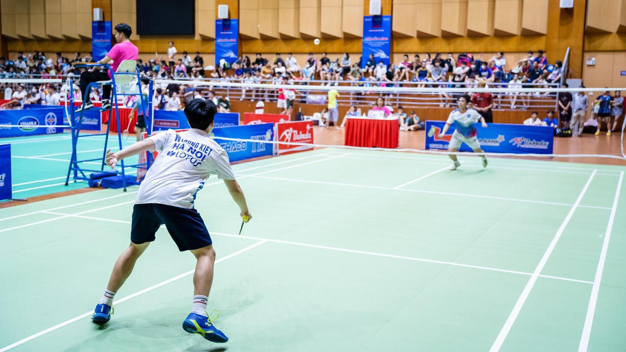 Gần 1200 vận động viên tham dự Giải Cầu lông học sinh - sinh viên TP Hà Nội