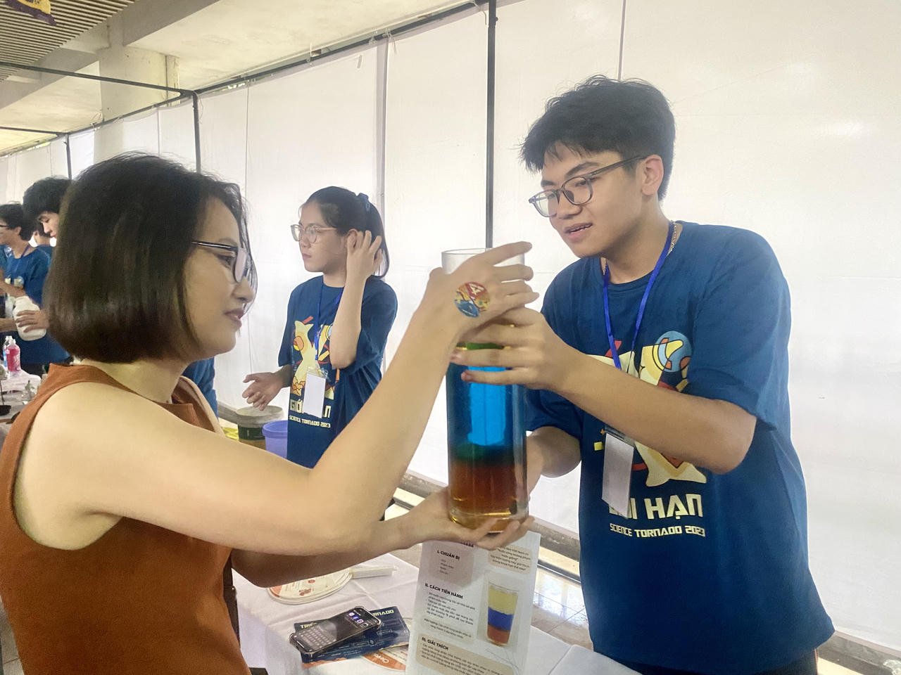 7.000 người cùng 'đánh thức niềm đam mê khoa học'