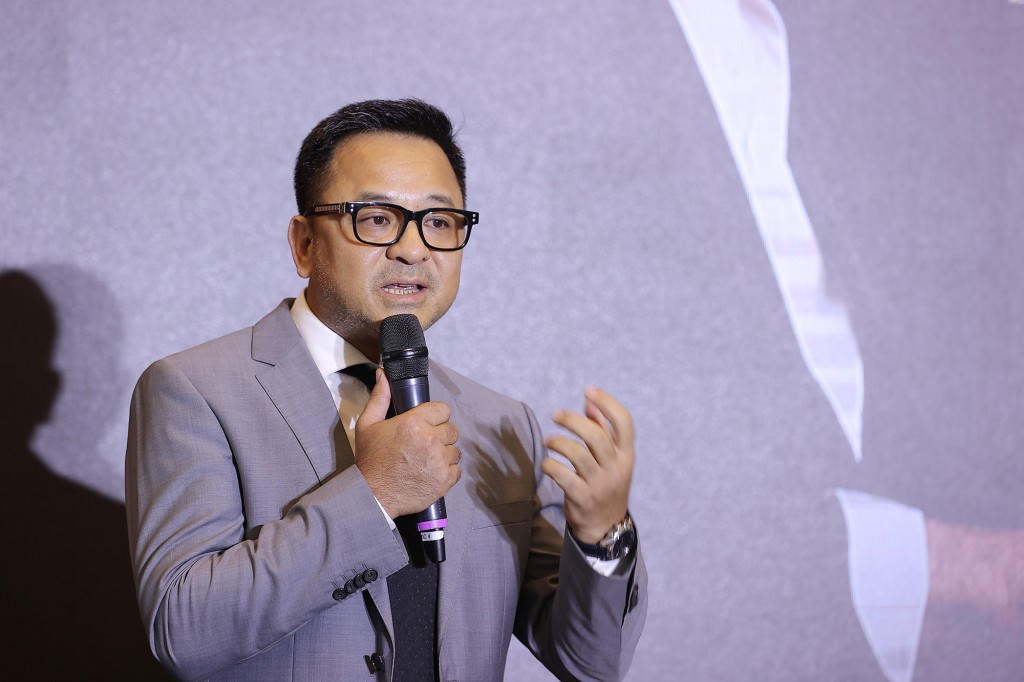 “Kenny G Live in Vietnam” mở màn cho dự án âm nhạc quốc tế hoạt động vì cộng đồng