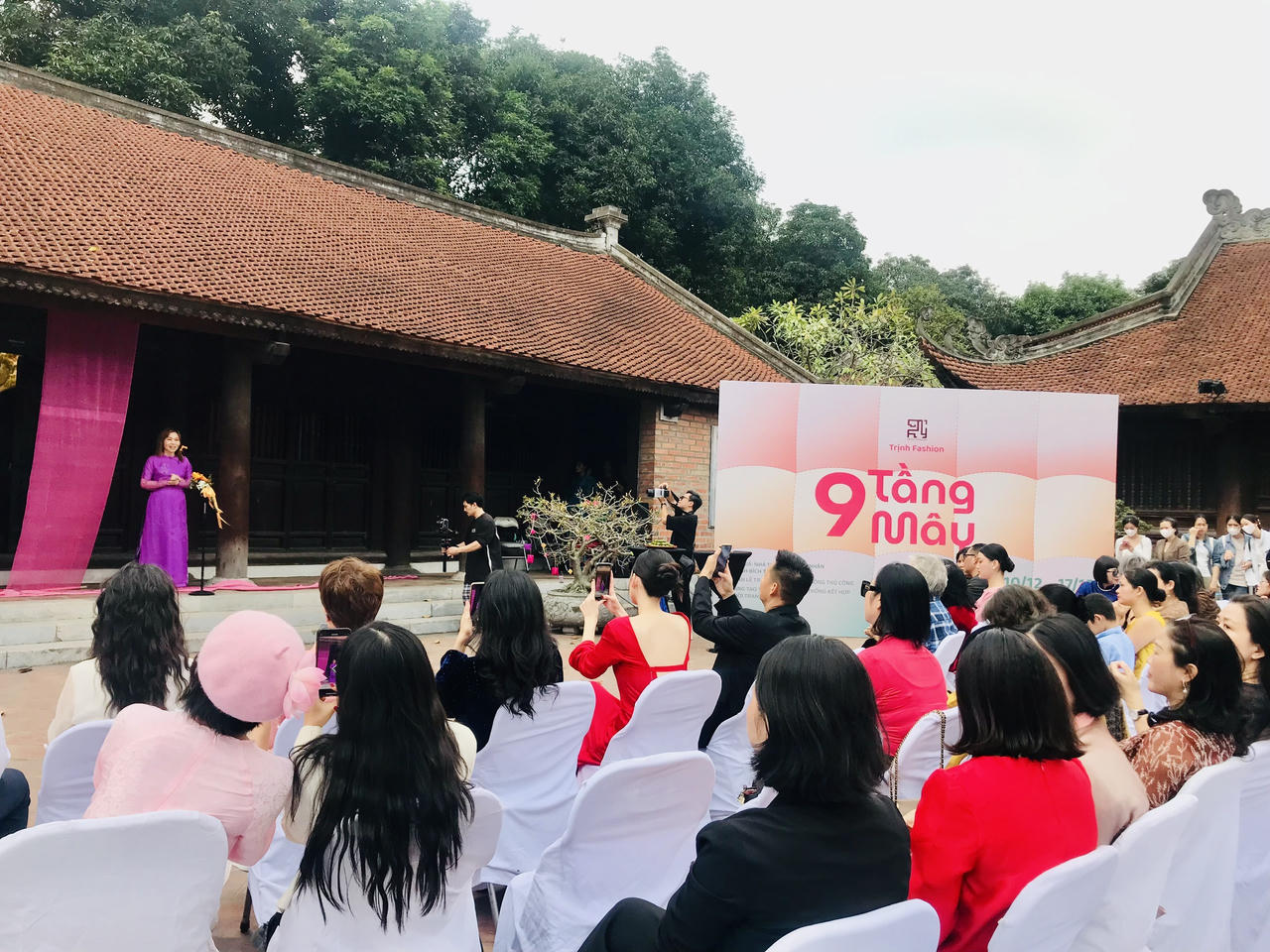 Gìn giữ vẻ đẹp truyền thống của áo chần bông