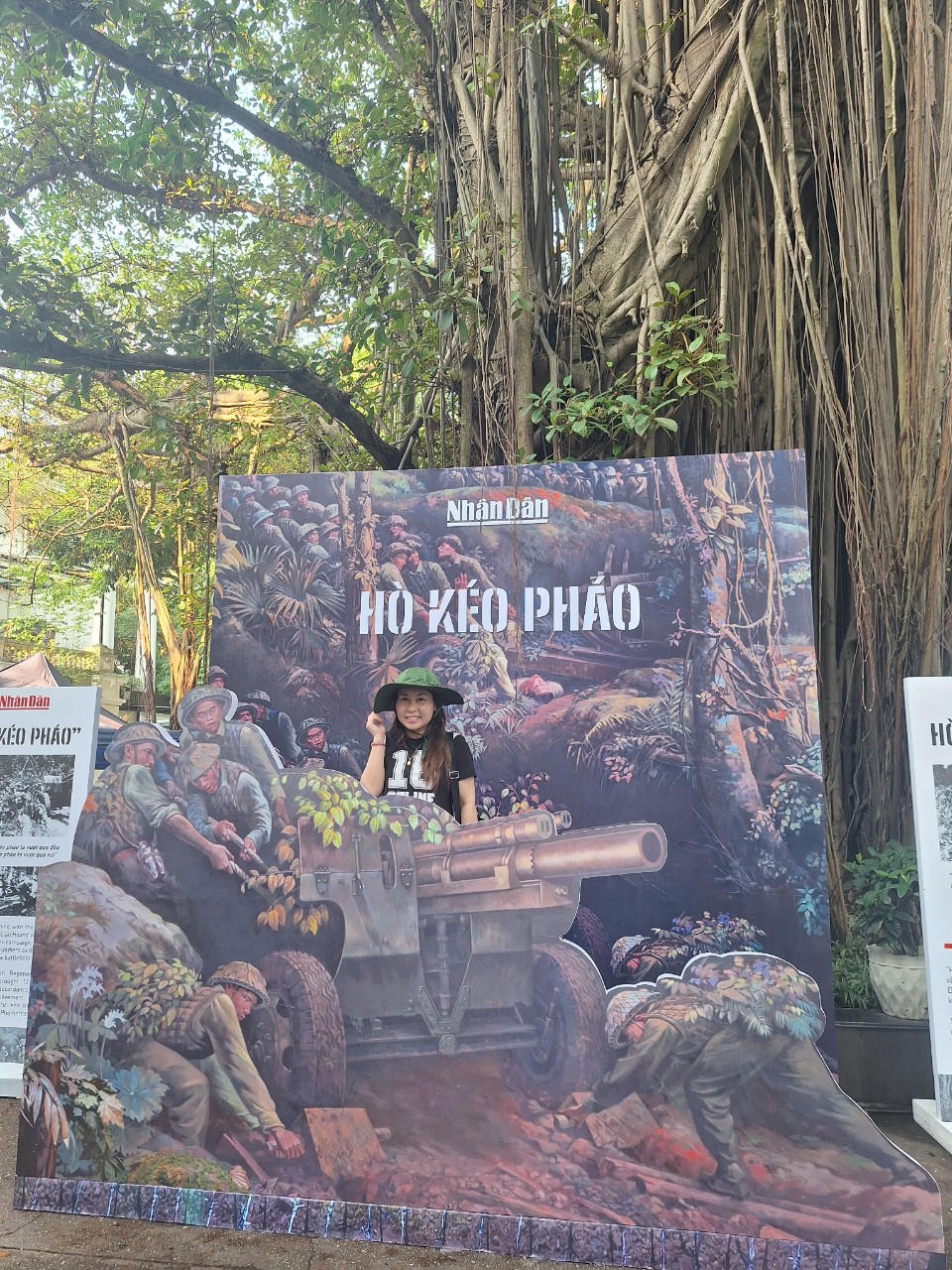 Thưởng lãm tranh panorama 360 độ kỷ niệm 70 năm Chiến thắng Điện Biên Phủ