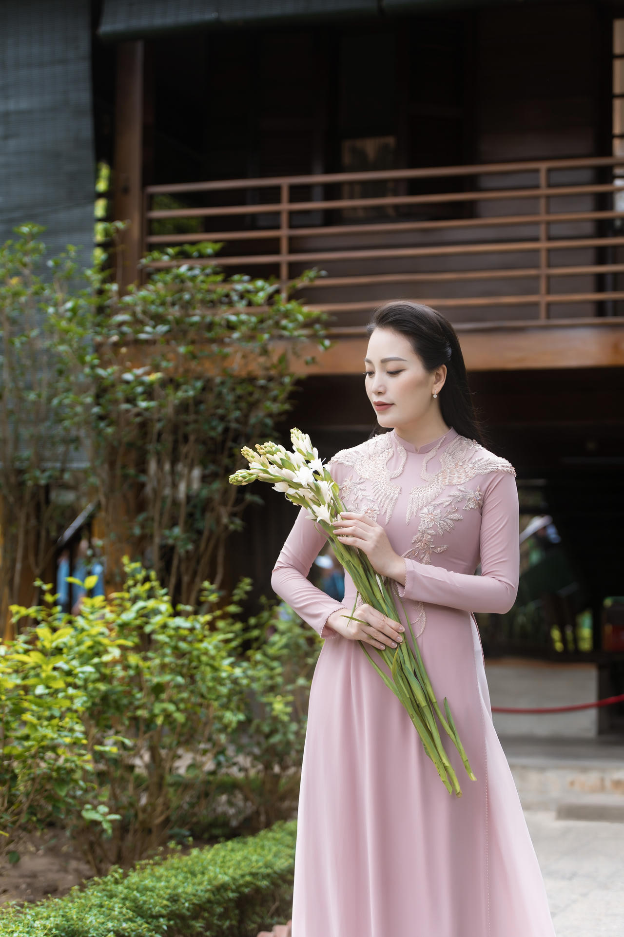 MV “Nợ ân tình để tìm hình của nước” mừng sinh nhật Bác Hồ kính yêu