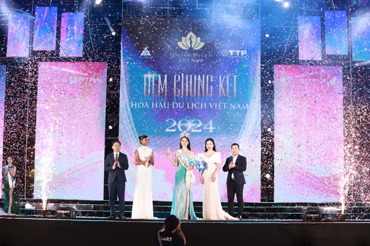 Phạm Thị Ngọc Quỳnh đăng quang Hoa hậu du lịch Việt Nam 2024