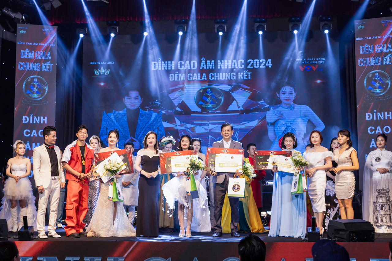 Thí sinh lớp 12 giành giải Triển vọng “Đỉnh cao âm nhạc 2024”