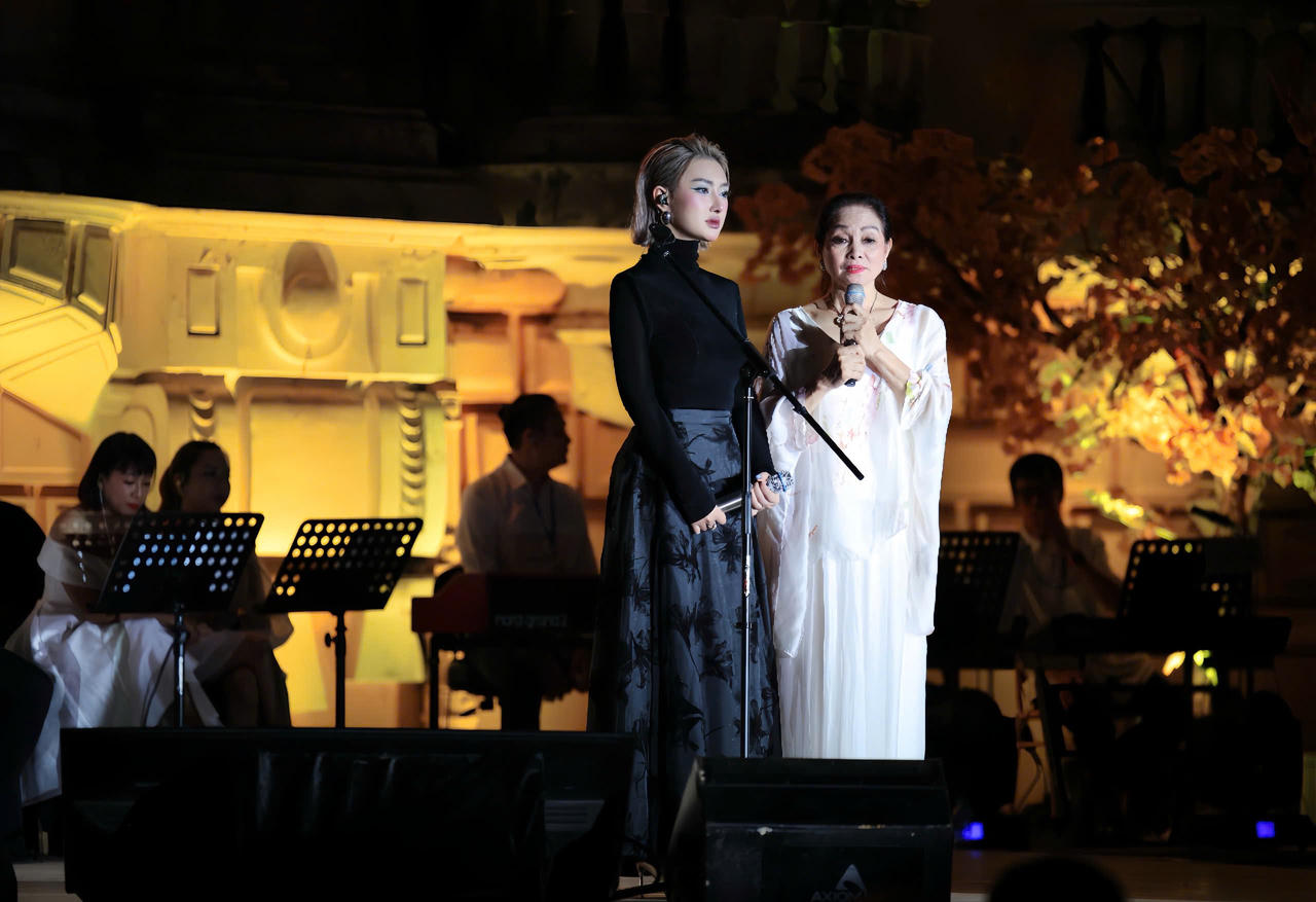 NSND Hà Thủy nâng bước các học trò chinh phục ước mơ