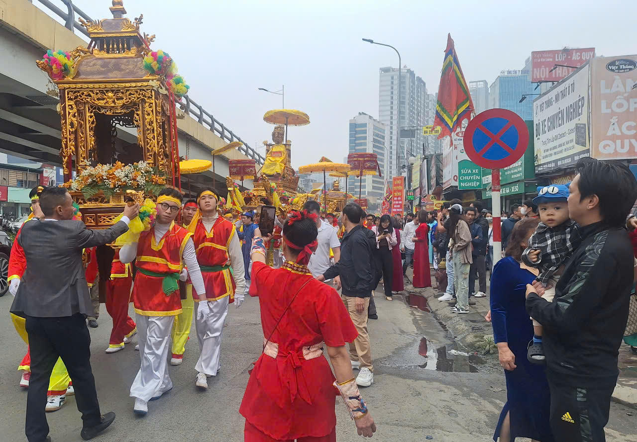 Lễ rước kiệu Thánh tại ngôi làng niên đại hơn nghìn năm tuổi đất Kinh kỳ