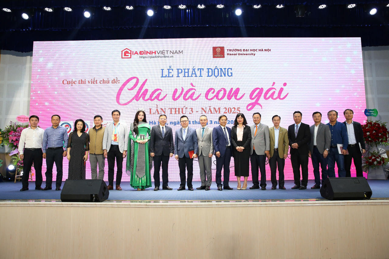 Cuộc thi viết 'Cha và con gái' lan tỏa tình cảm cha con thiêng liêng