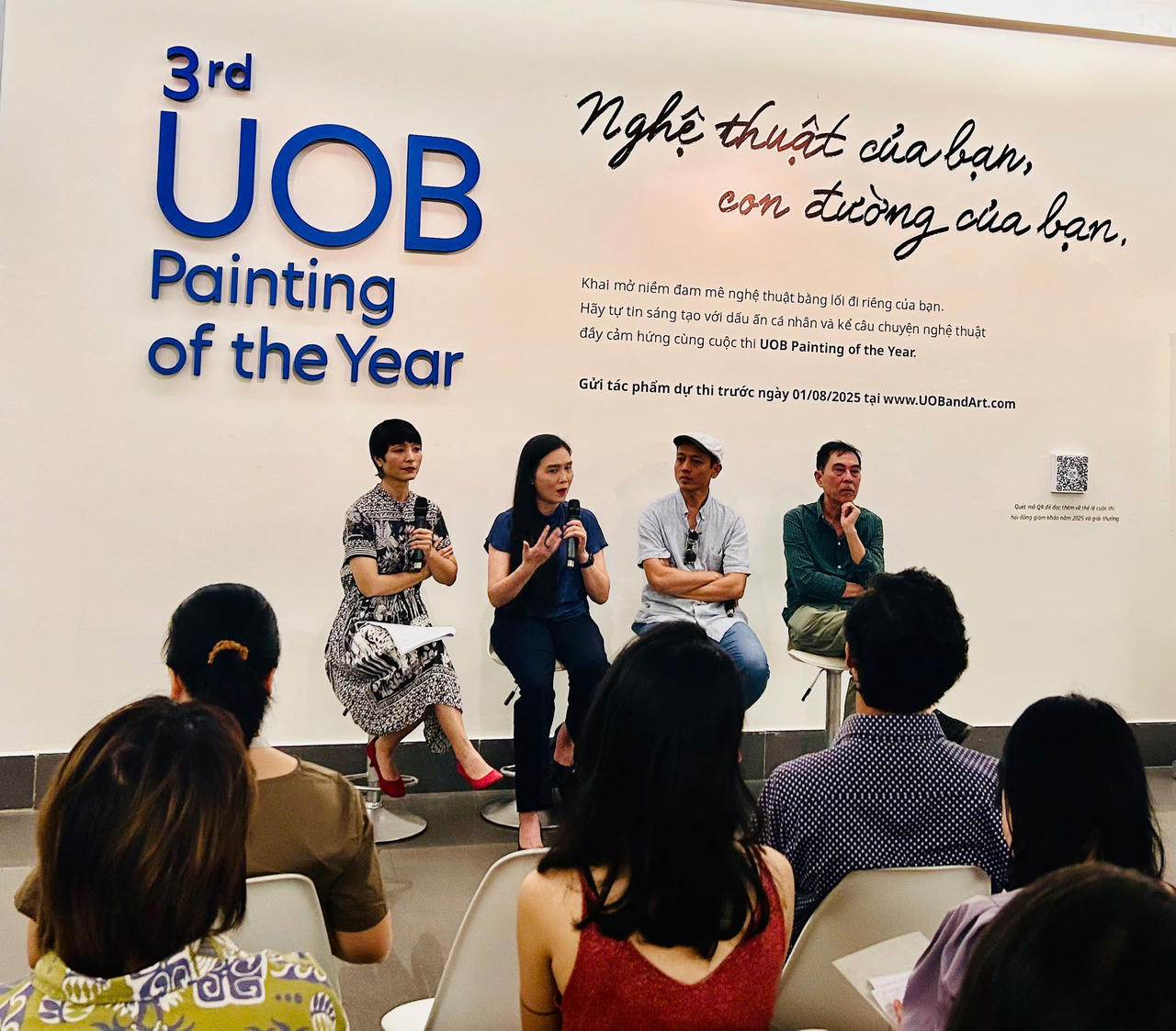 Trưng bày 6 tác phẩm đạt giải cuộc thi nghệ thuật 'UOB Painting of the Year'