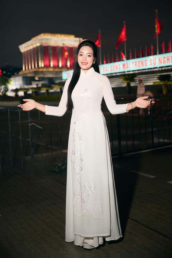 Dư âm sau lắng trong chương trình nghệ thuật đặc biệt "Người là Hồ Chí Minh"