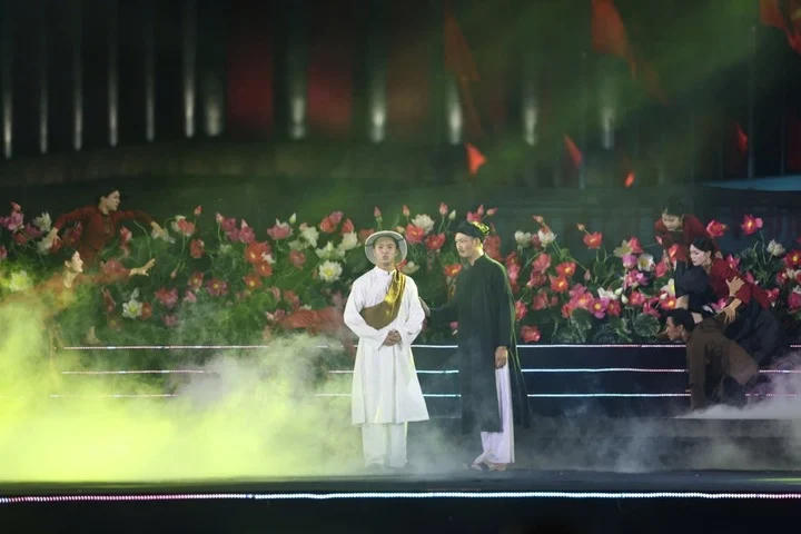 Dư âm sau lắng trong chương trình nghệ thuật đặc biệt "Người là Hồ Chí Minh"