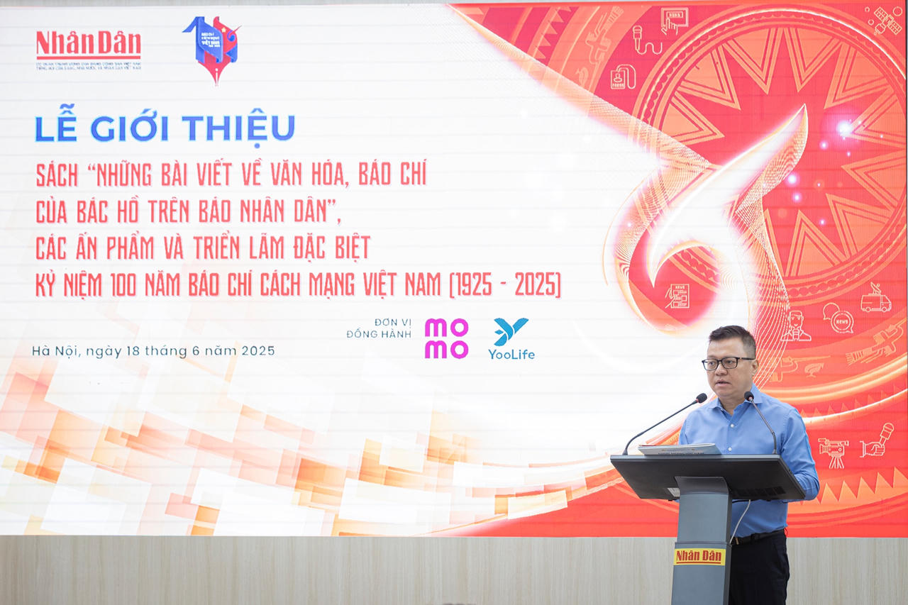 Ra mắt sách 'Những bài viết về văn hóa, báo chí của Bác Hồ trên báo Nhân Dân'