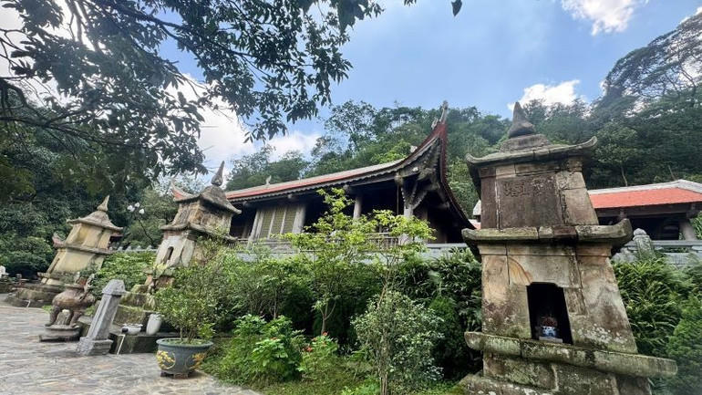 Lễ tri ân tưởng niệm các anh hùng liệt sĩ Công an nhân dân qua các thời kỳ