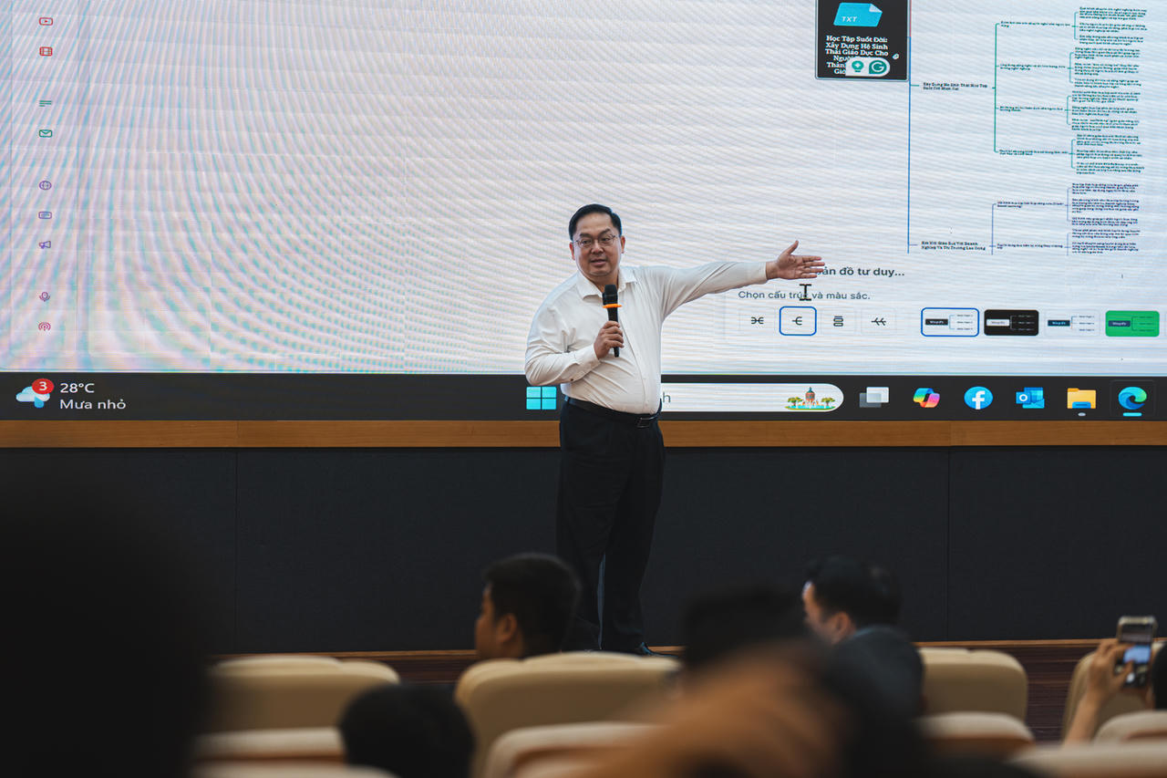 Sách 'Ứng dụng AI vào doanh nghiệp' mở ra thời cơ mới