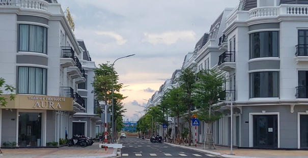 Phạt Thẩm Mỹ Viện AURA vì cung cấp dịch vụ khám, chữa bệnh "chui"