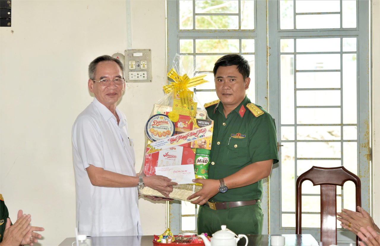 Bí thư Tỉnh ủy Bạc Liêu chúc Tết các đơn vị lực lượng vũ trang