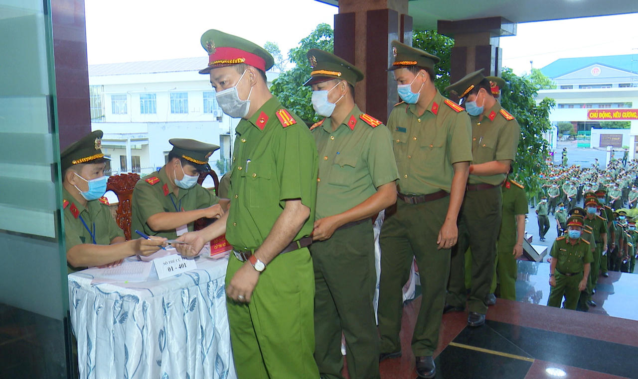 Bạc Liêu góp phần bảo vệ thành công ngày hội lớn của non sông