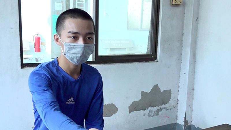 Đến "hỗ trợ" bạn đánh nhau, không ngờ đâm nhầm bạn