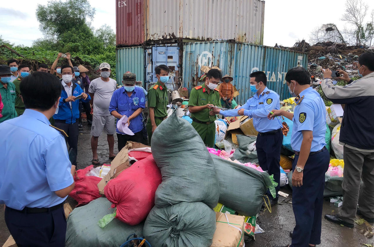 Tiêu hủy hàng hóa vi phạm pháp luật bị tịch thu từ đầu năm 