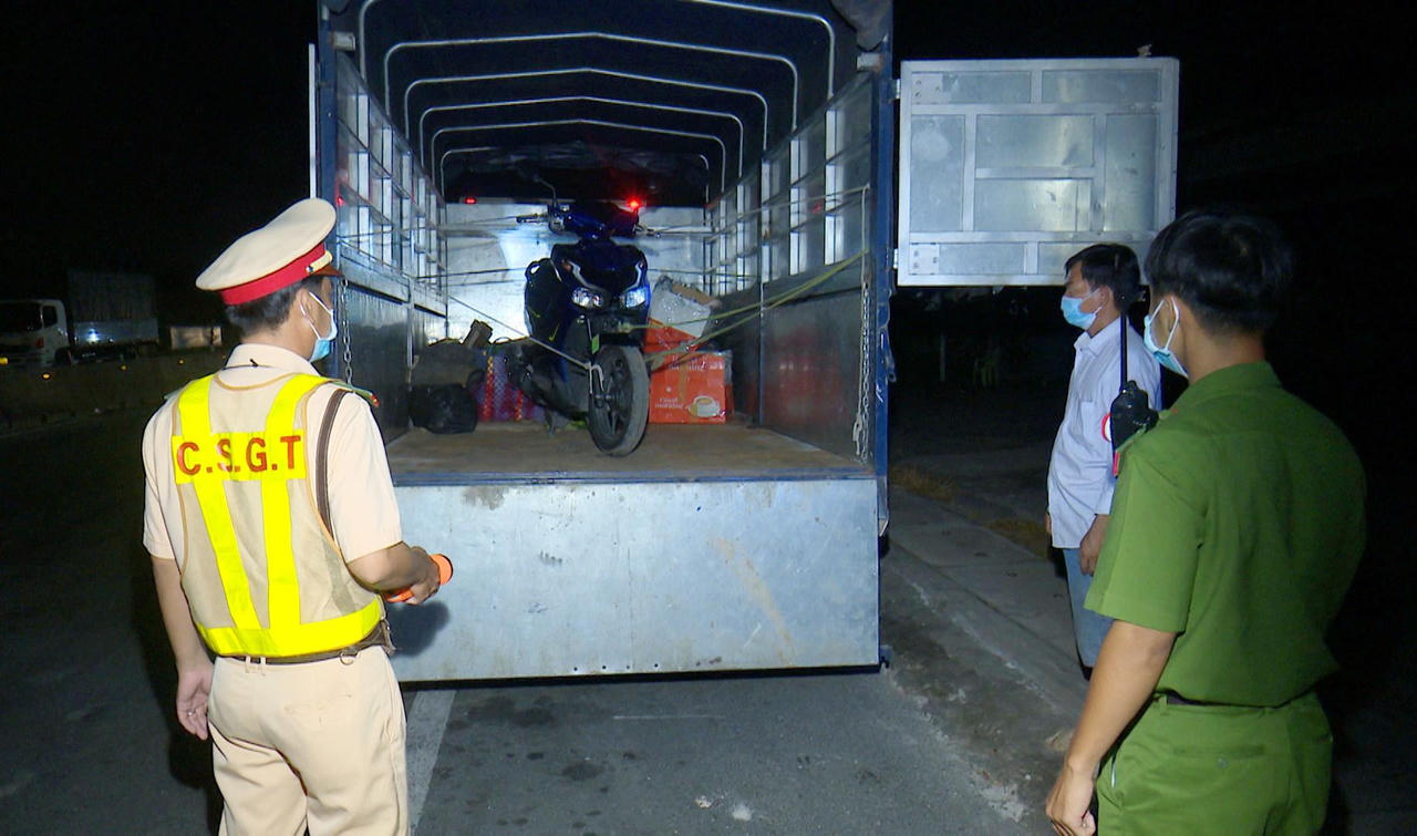 Phạt 3 người khai báo gian dối, không chấp hành biện pháp phòng, chống dịch COVID-19