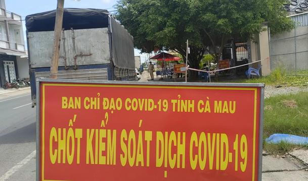 Chủ tịch tỉnh Cà Mau chỉ đạo "không cứng nhắc, máy móc" khi chống dịch