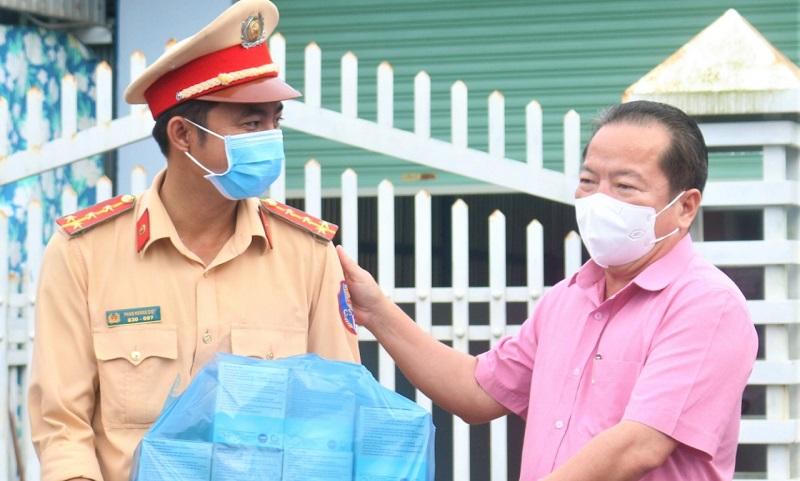 Gò Quao (Kiên Giang) tập trung đổi mới công tác tuyên truyền quyết tâm đẩy lùi dịch bệnh COVID-19