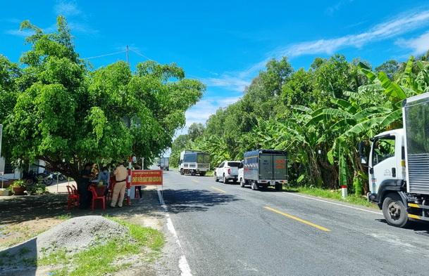 Cà Mau lập điểm tập kết, trung chuyển hàng hóa ở các cửa ngõ