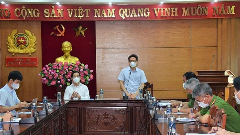 Công an An Giang làm tốt “nhiệm vụ kép” song hành với chăm lo cho người dân gặp khó khăn do dịch COVID-19