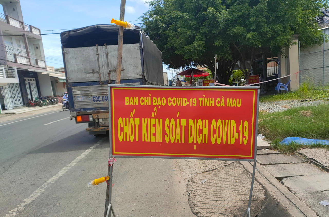 Hàng loạt địa phương kéo dài thời gian thực hiện giãn cách xã hội