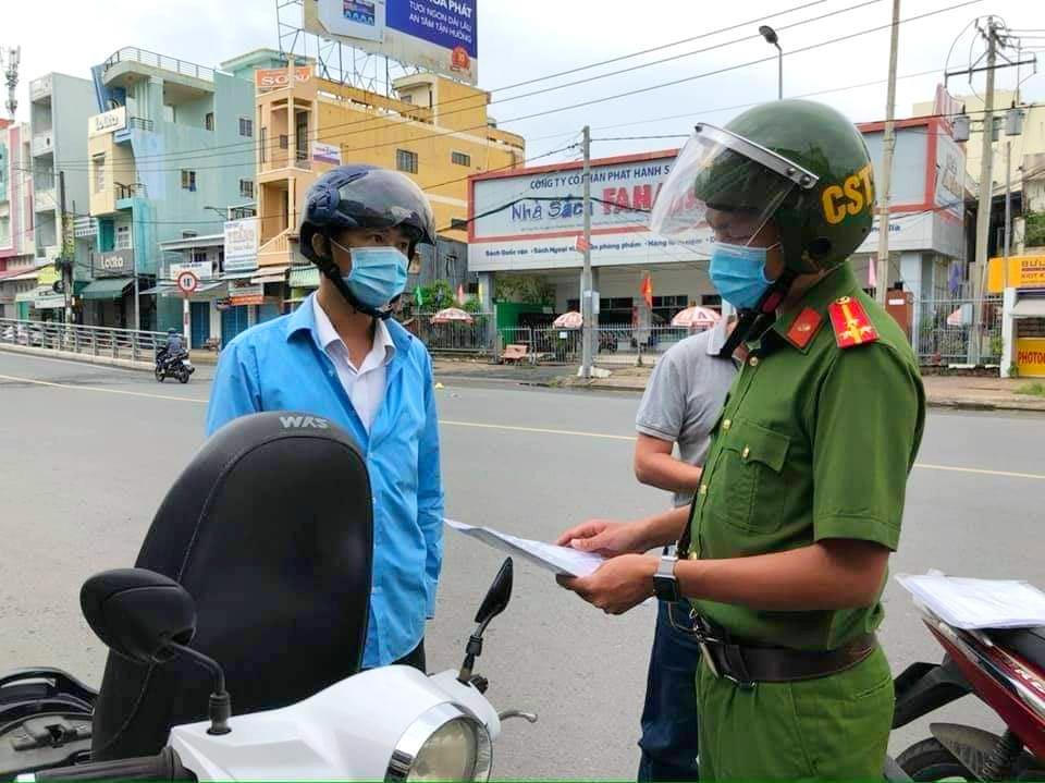 Mọi người dân trong nội tỉnh không được di chuyển ra/vào tỉnh Cà Mau từ 0 giờ ngày 21/8