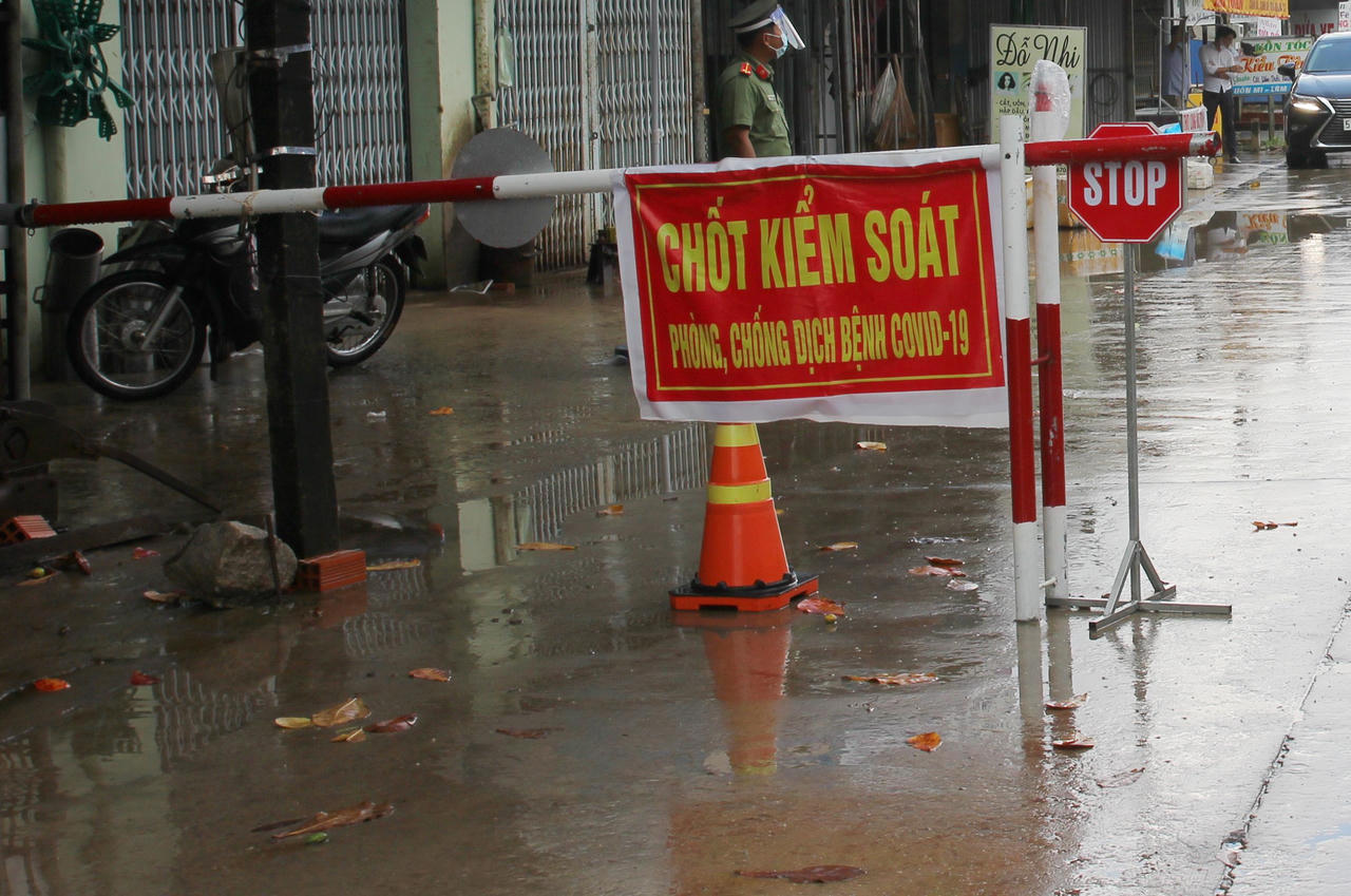 Khởi tố đối tượng đấm vào mặt thành viên Chốt kiểm soát dịch